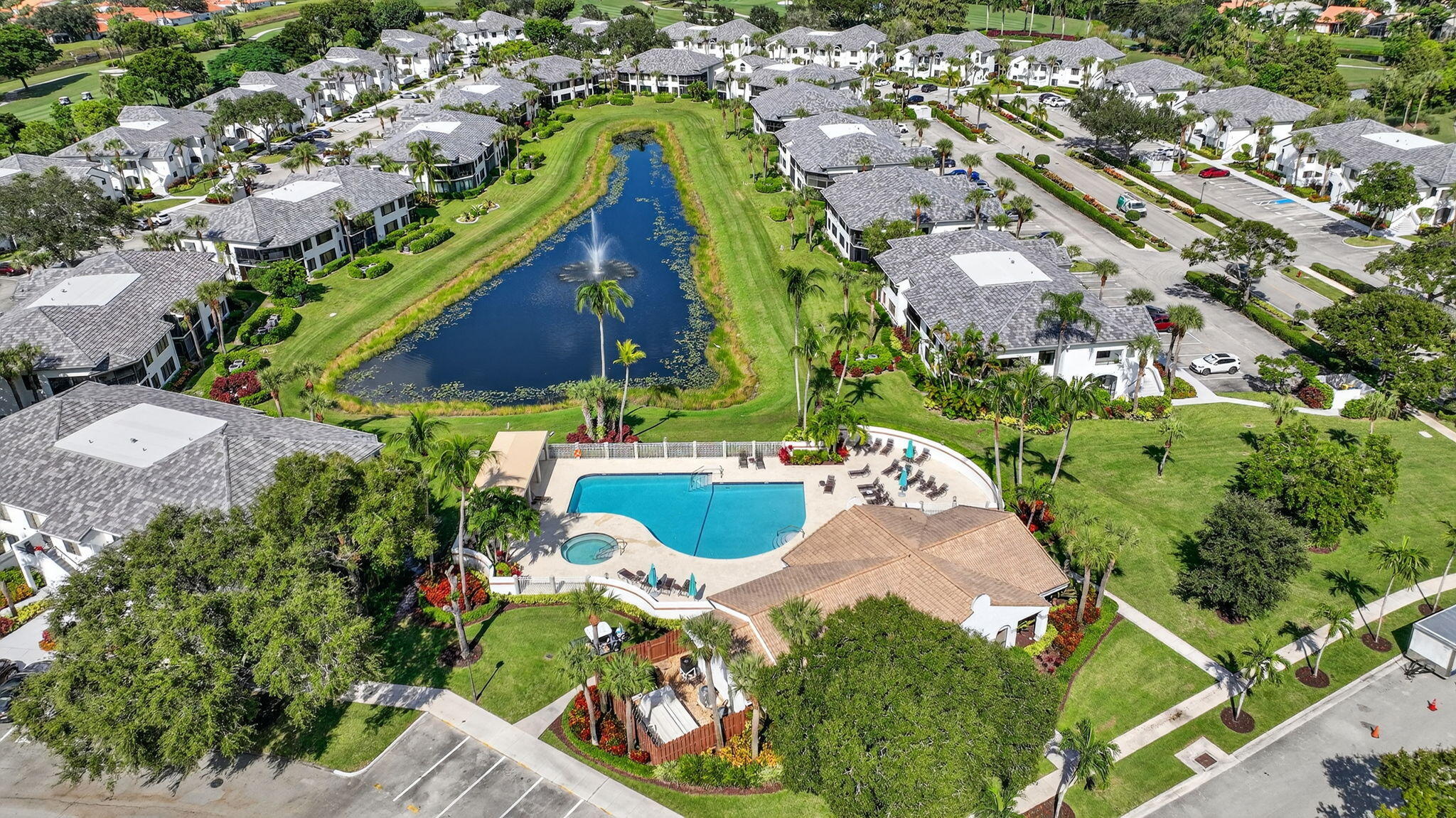 15846 Loch Maree Lane, Unit 2904 Delray Beach, FL 33446 - Photo 47 of 60 an aerial view of a house