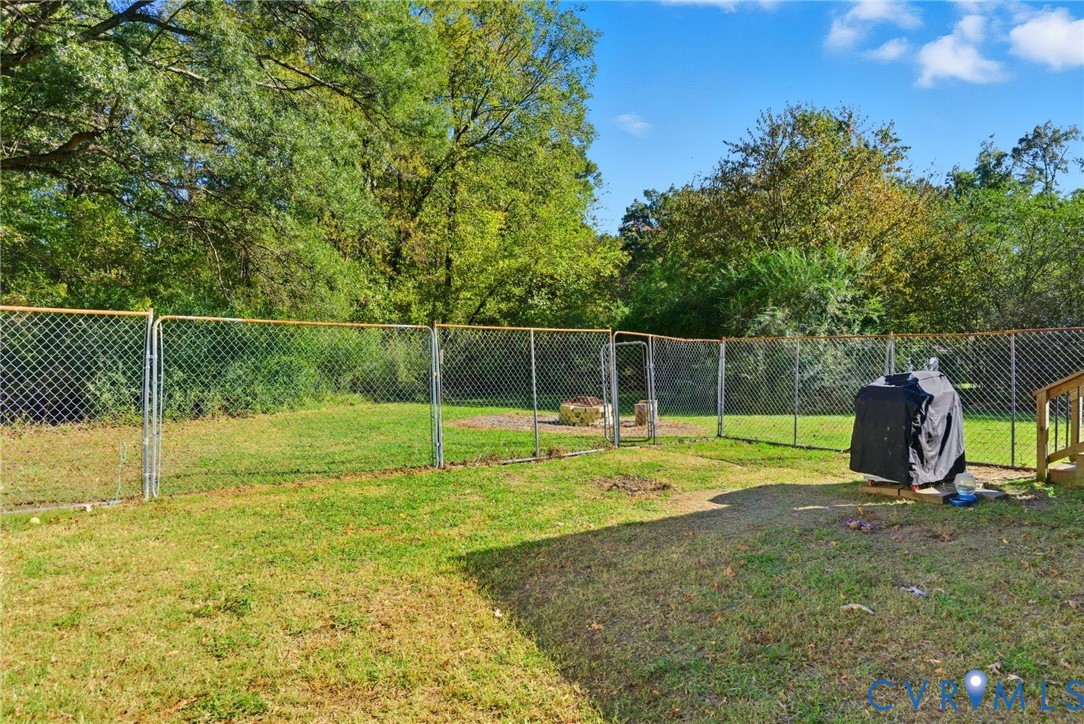8456 Atlee Road Mechanicsville, VA 23116 - Photo 26 of 28 a view of a park with a slide