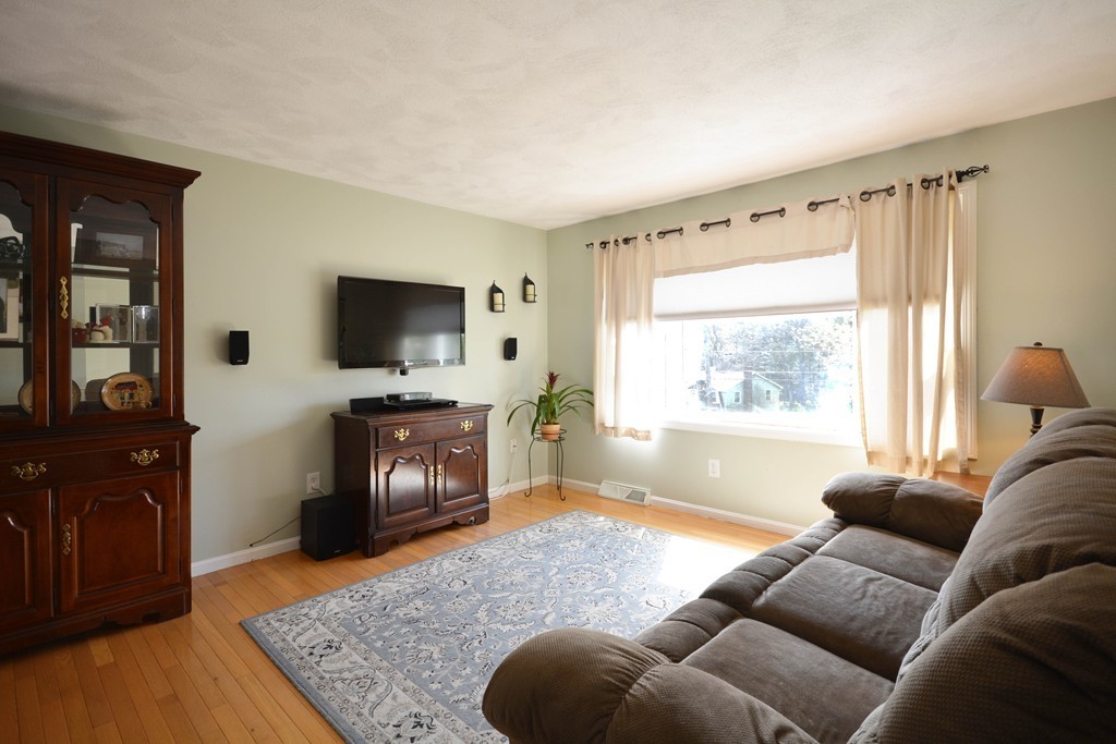 13 Baniulis Road Billerica, MA 01821 - Photo 13 of 28 Gallery Image 13
