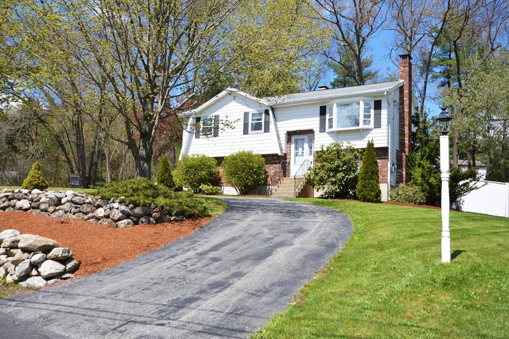 13 Baniulis Road Billerica, MA 01821 - Photo 3 of 28 Gallery Image 3