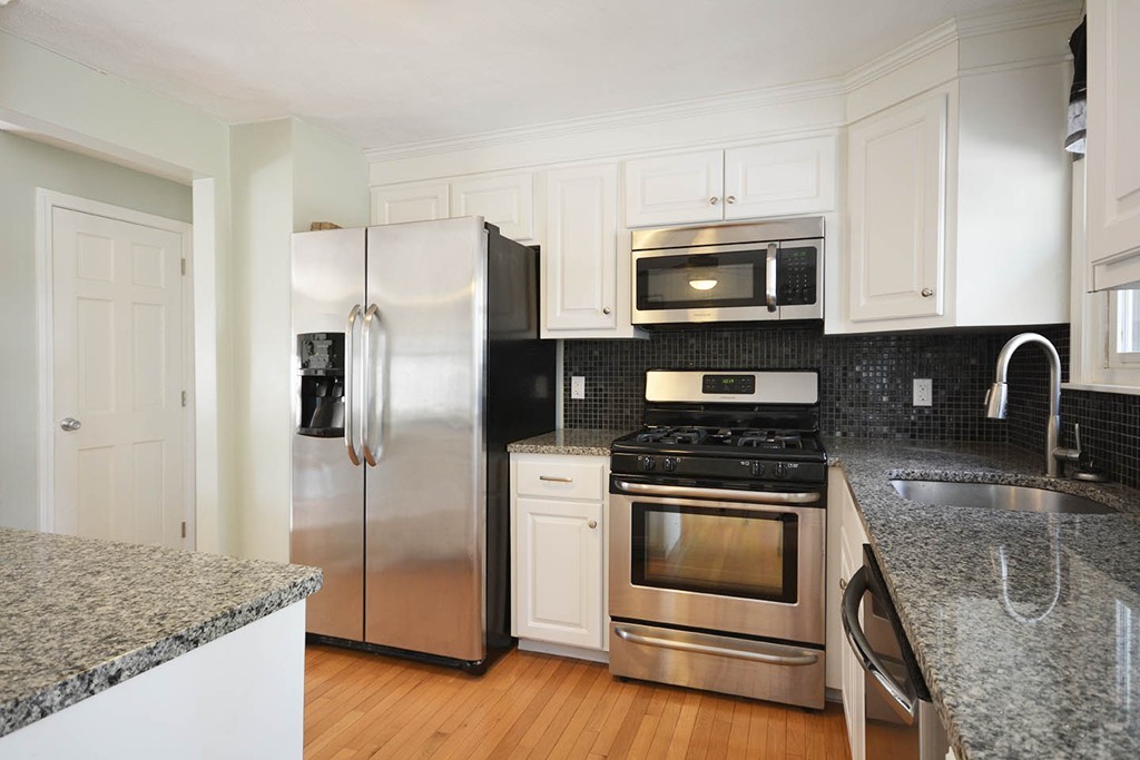 13 Baniulis Road Billerica, MA 01821 - Photo 9 of 28 Gallery Image 9