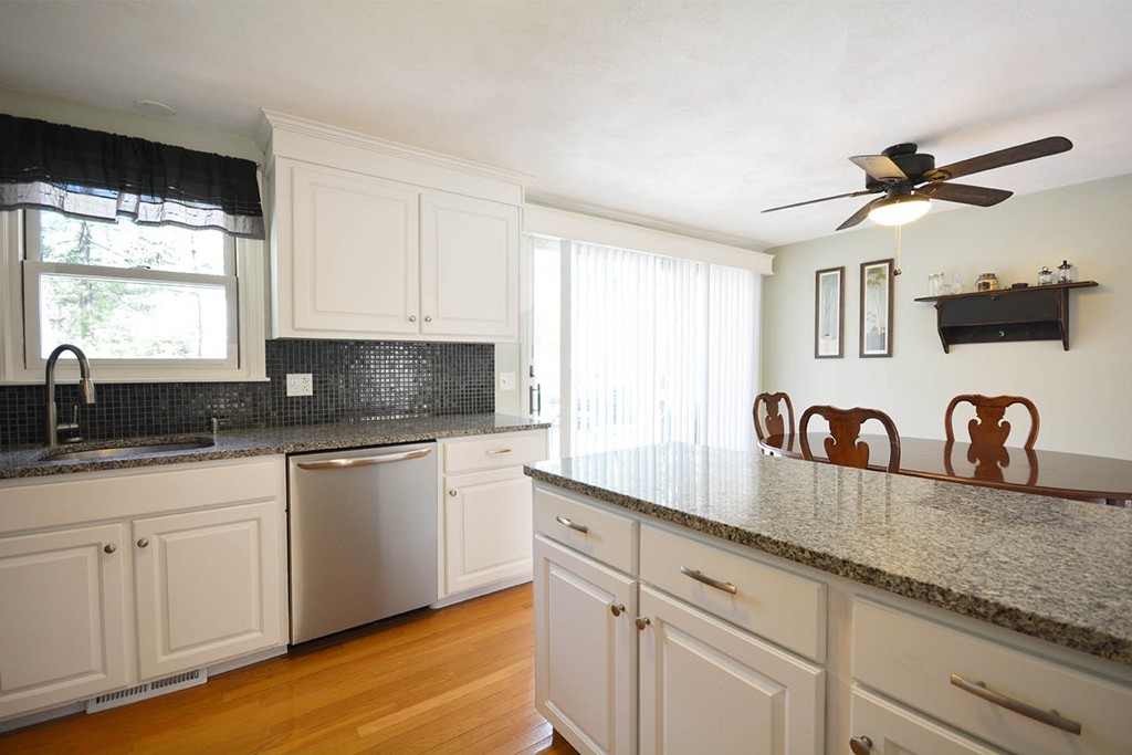 13 Baniulis Road Billerica, MA 01821 - Photo 10 of 28 Gallery Image 10
