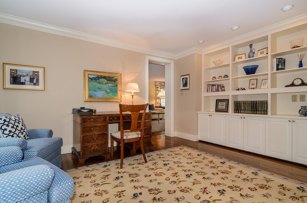 65 Greylock Road Wellesley, MA 02481 - Photo 17 of 28