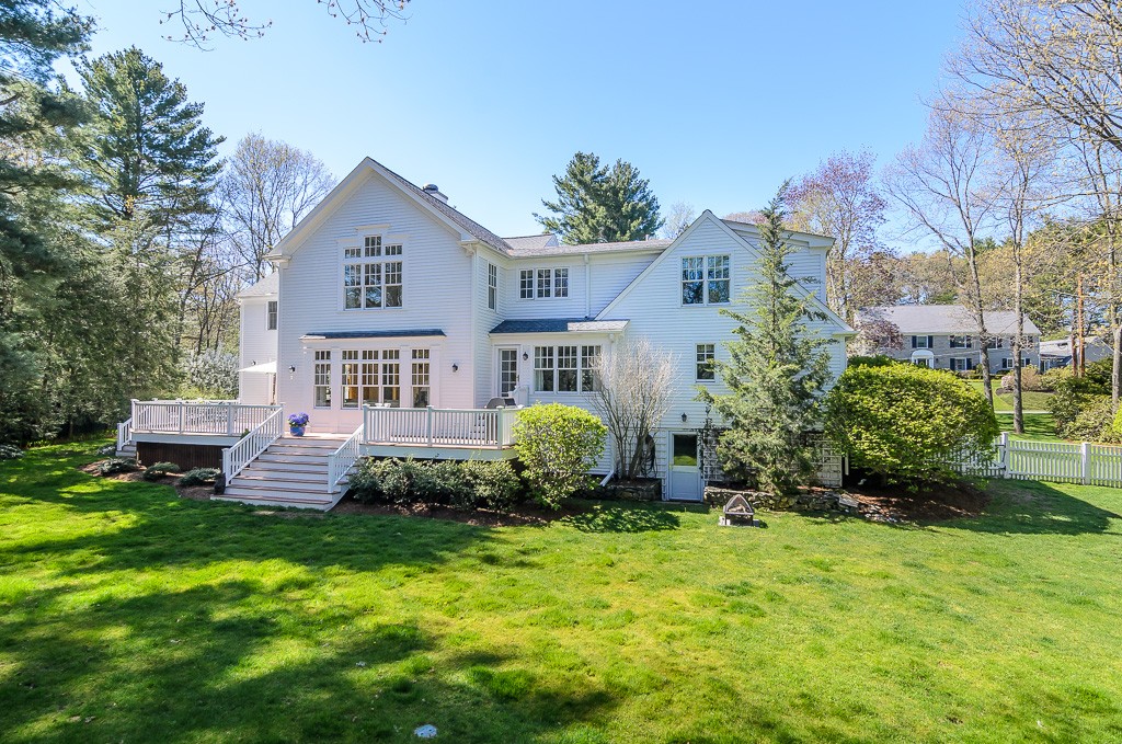 65 Greylock Road Wellesley, MA 02481 - Photo 24 of 28