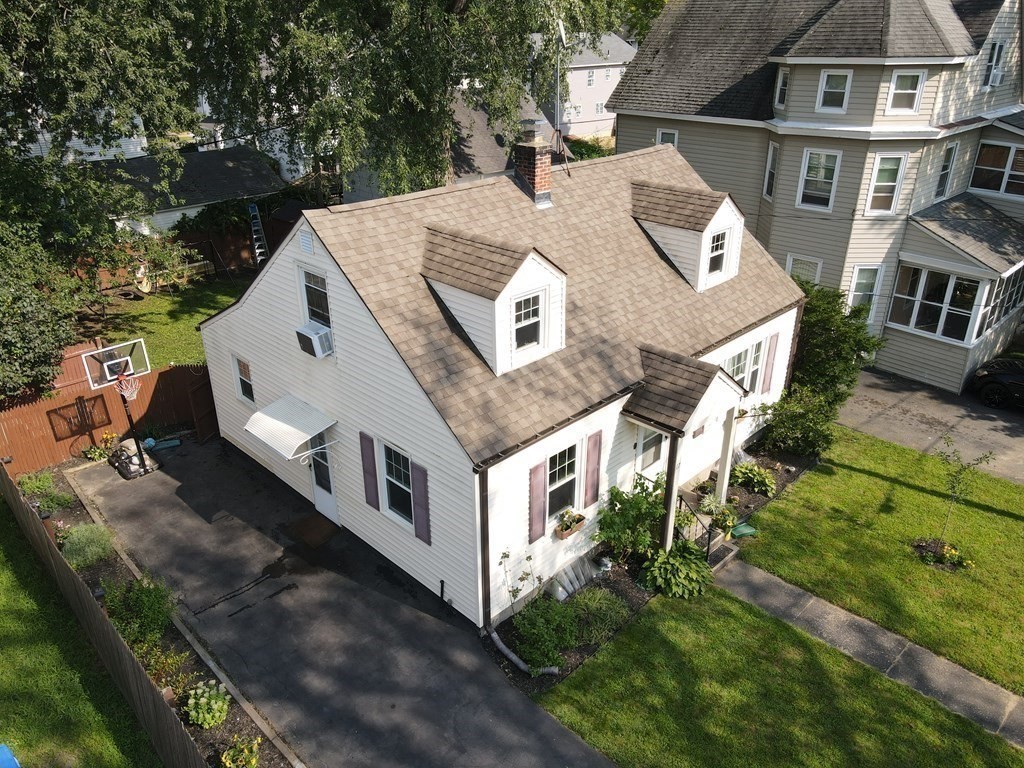 17 Chilson Street Springfield, MA 01118 - Photo 3 of 35
