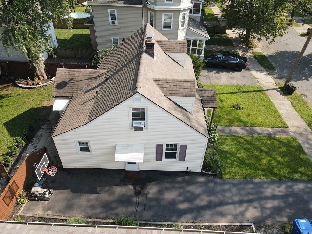 17 Chilson Street Springfield, MA 01118 - Photo 33 of 35