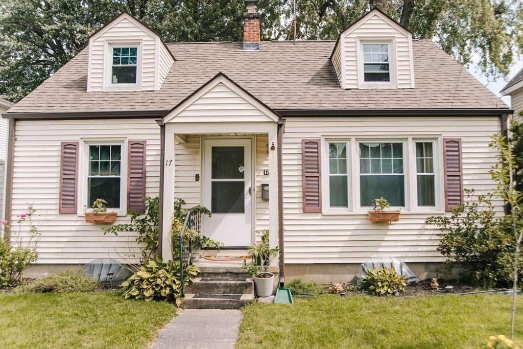 17 Chilson Street Springfield, MA 01118 - Photo 34 of 35