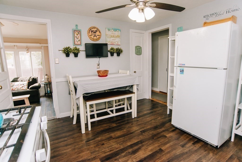 17 Chilson Street Springfield, MA 01118 - Photo 9 of 35