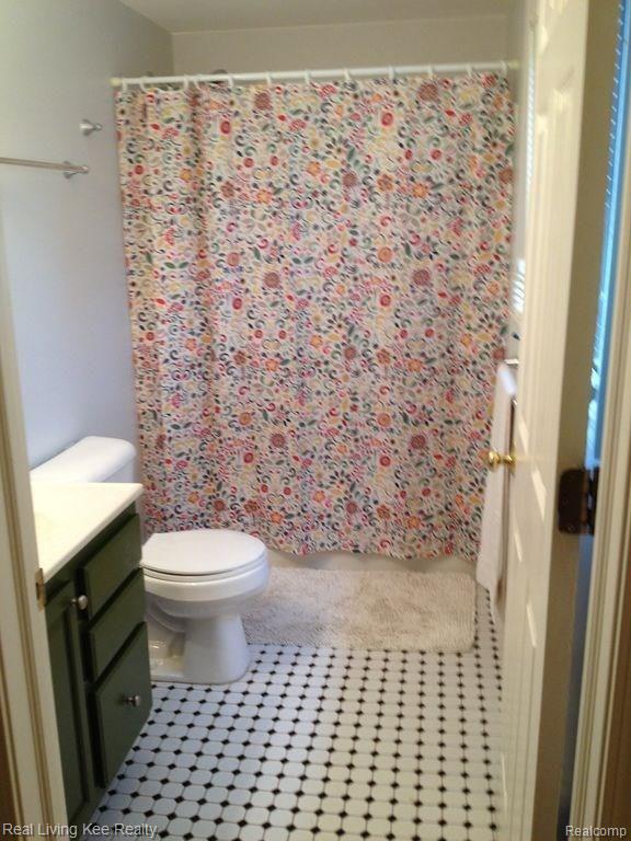 180 South Rochester Road Oakland, MI 48363 - Photo 40 of 45 180 S. Rochester Rd