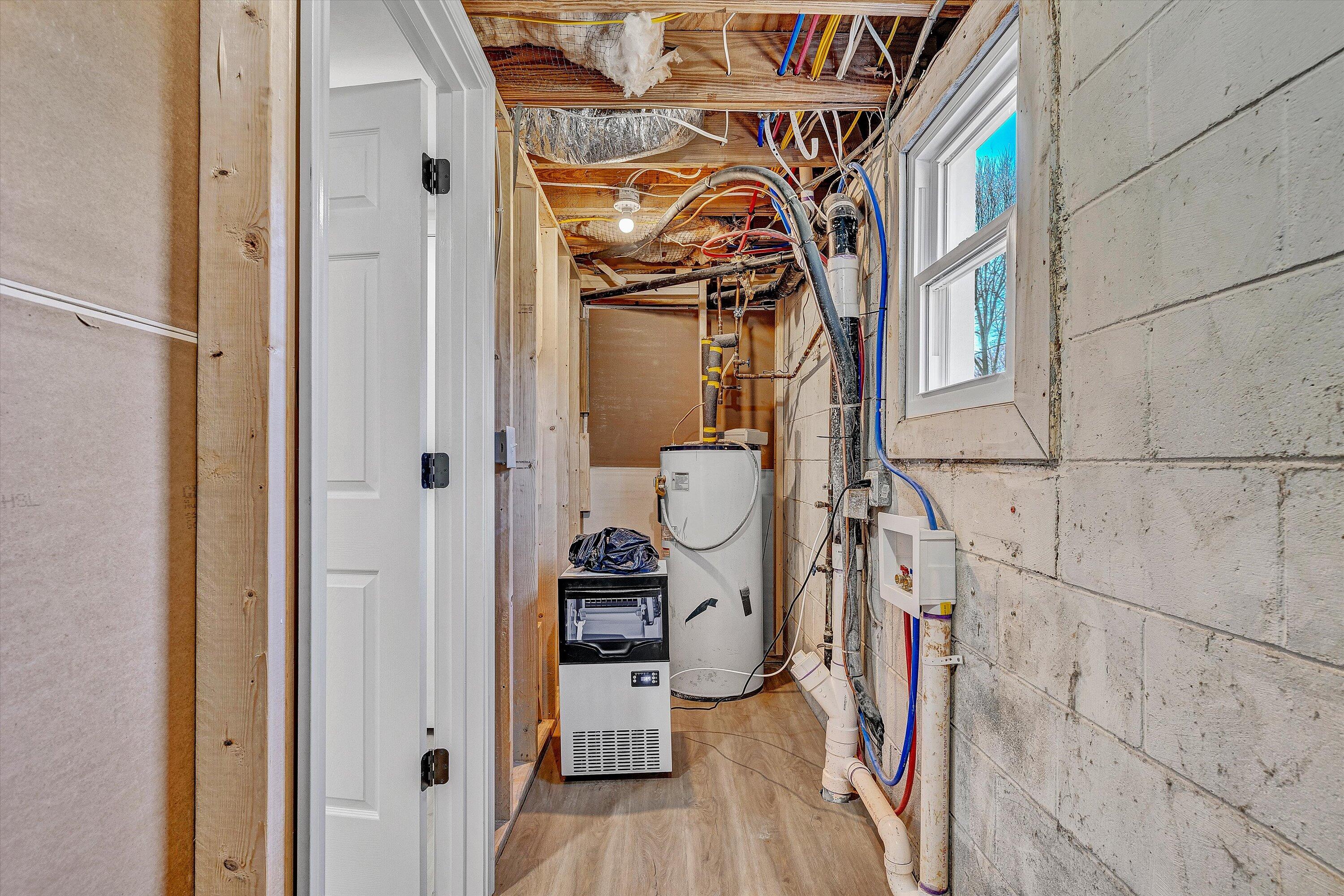 5962 2 Ford Road Roanoke, VA 24018 - Photo 26 of 39 21-VM-00935