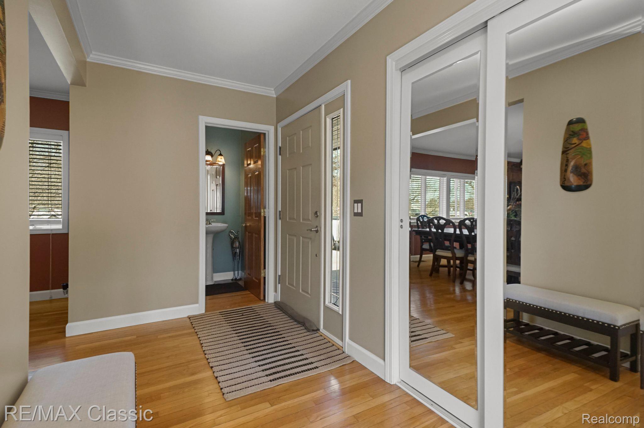10220 Dunham Road Hartland, MI 48353 - Photo 16 of 62 Gallery Image 16