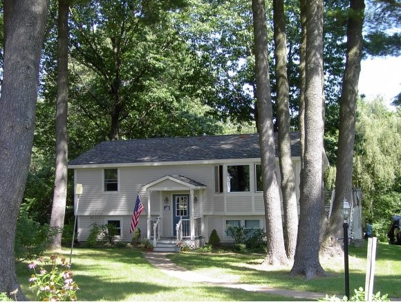 292 Bayside Road Greenland, NH 03840 - Photo 1 of 12 Gallery Image 1