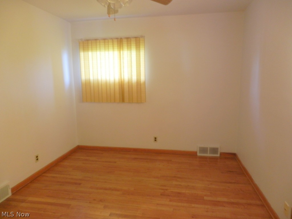 734 Dickerson Road Willowick, OH 44095 - Photo 9 of 16