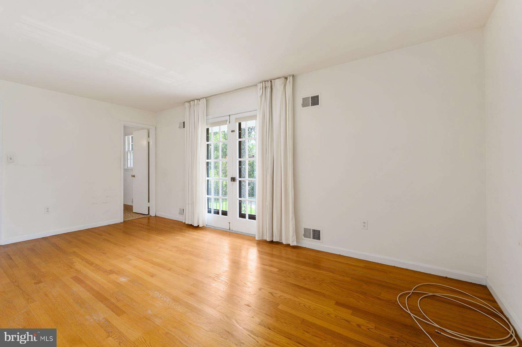 7320 Range Road Alexandria, VA 22306 - Photo 25 of 46 Gallery Image 25