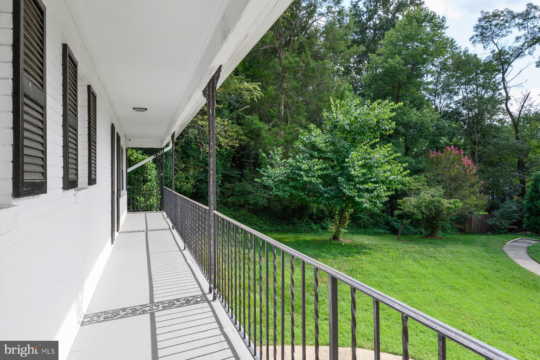 7320 Range Road Alexandria, VA 22306 - Photo 27 of 46 Balcony views