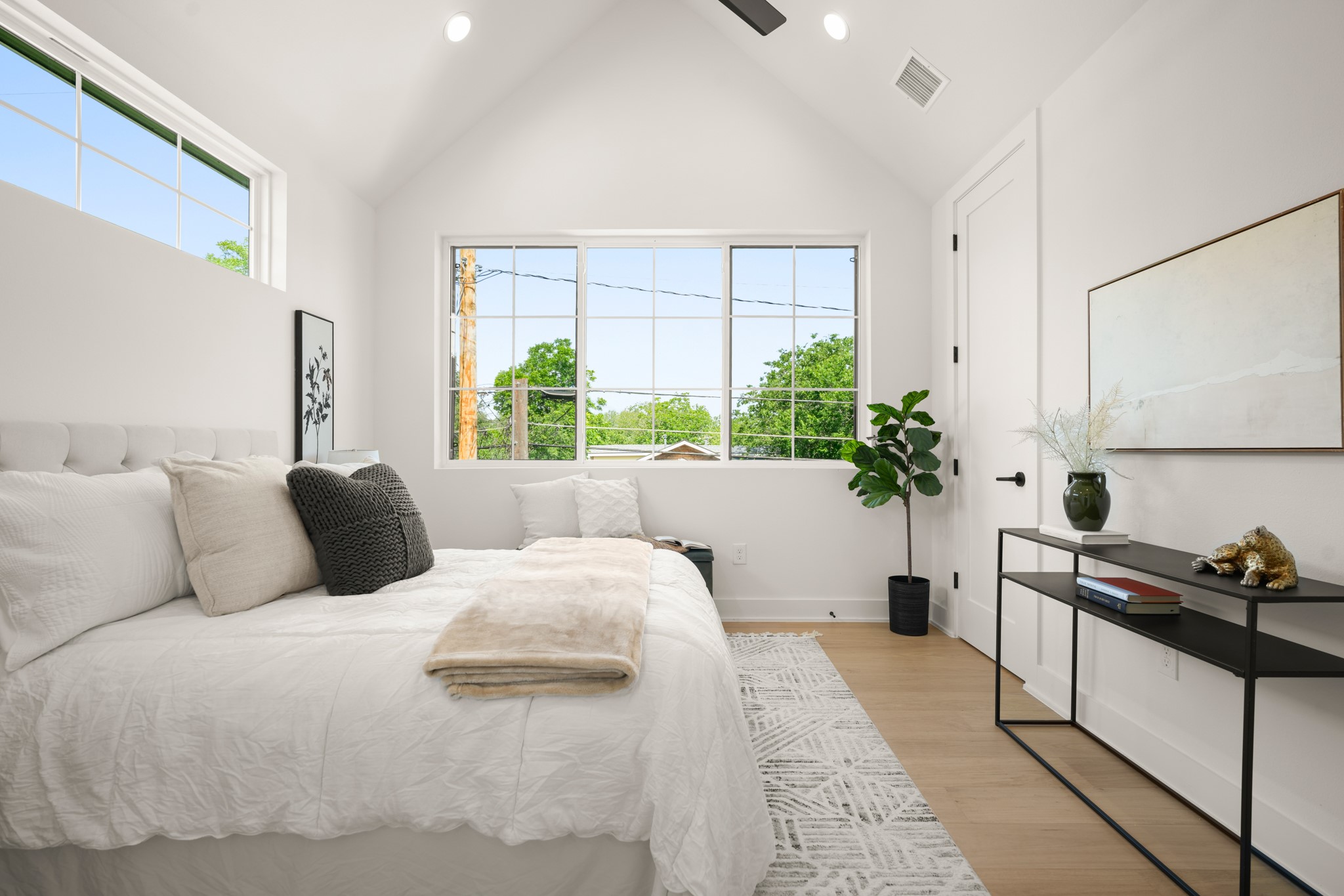 601 Vermont Road, Unit 1 Austin, TX 78702 - Photo 20 of 33