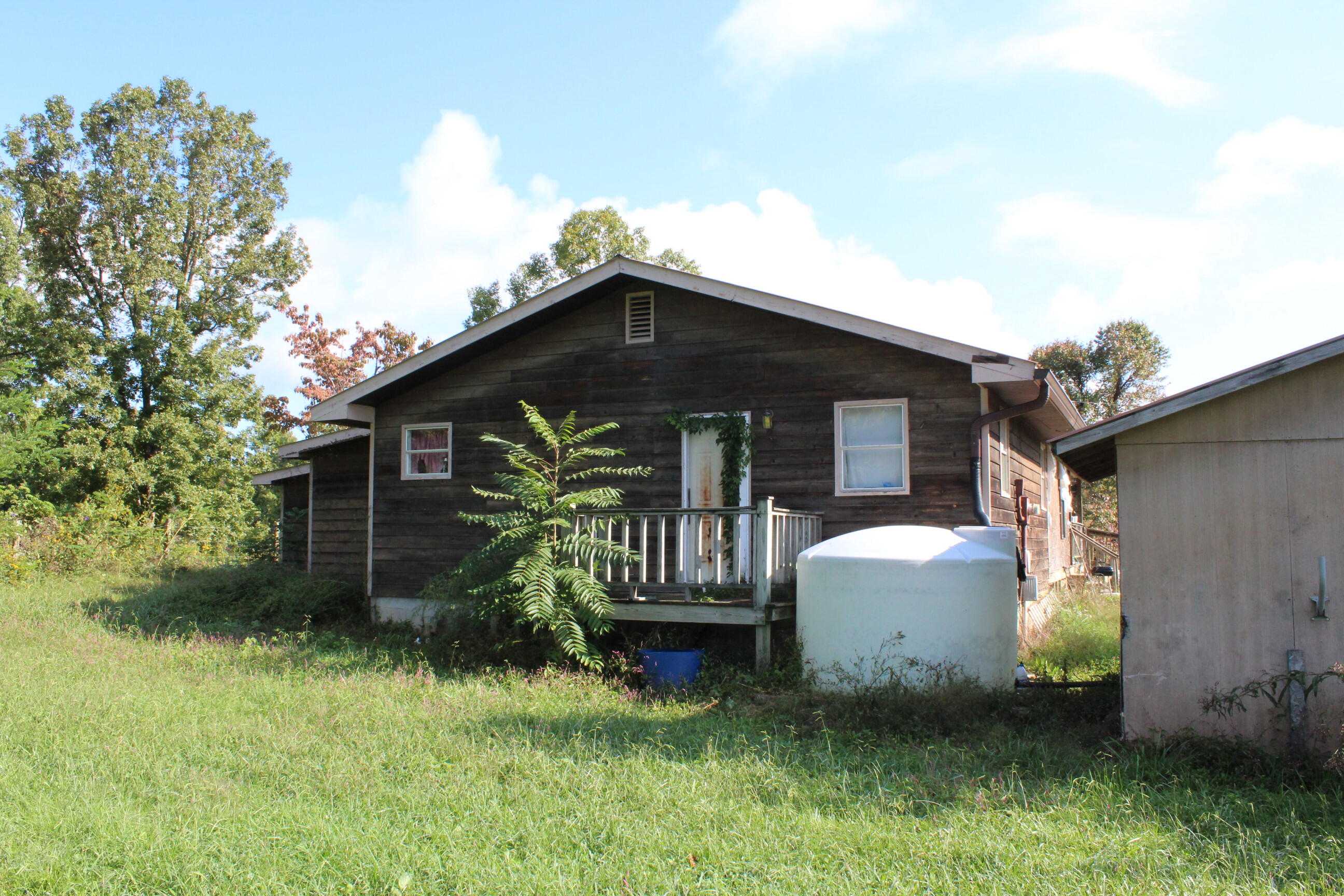4500 Buzzard Roost Road Jamestown, TN 38556 - Photo 5 of 20 005