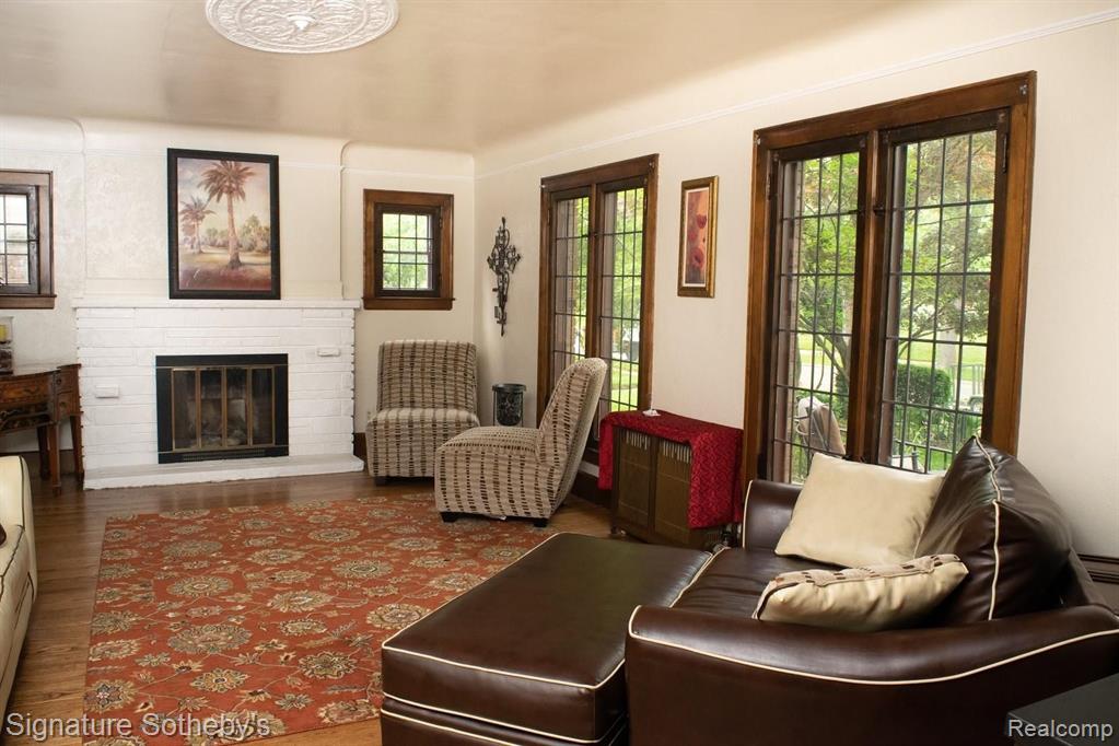 1318 Audubon Road Grosse Pointe Park, MI 48230 - Photo 4 of 35