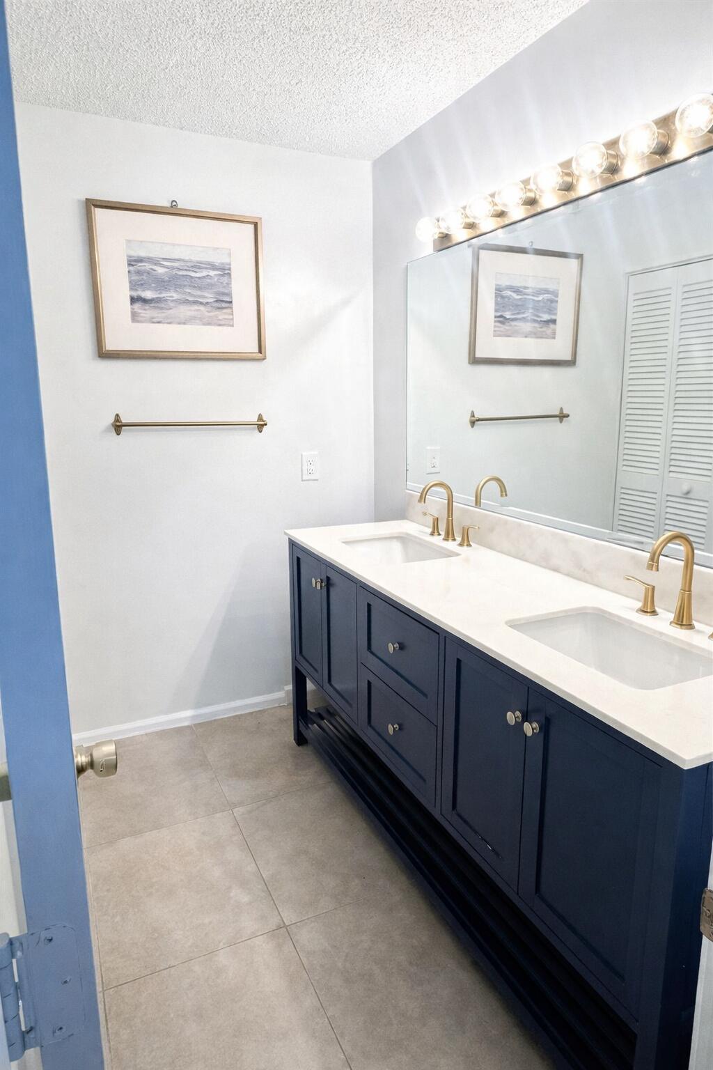 6538 Abbey Road Parkland, FL 33067 - Photo 12 of 18 ChatGPT Image Mar 25, 2026 at 10_39_27 A