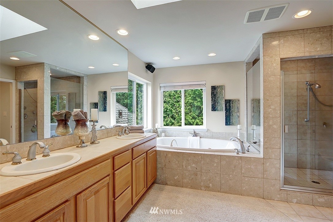 17129 Southeast 100th Street Renton, WA 98059 - Photo 18 of 30