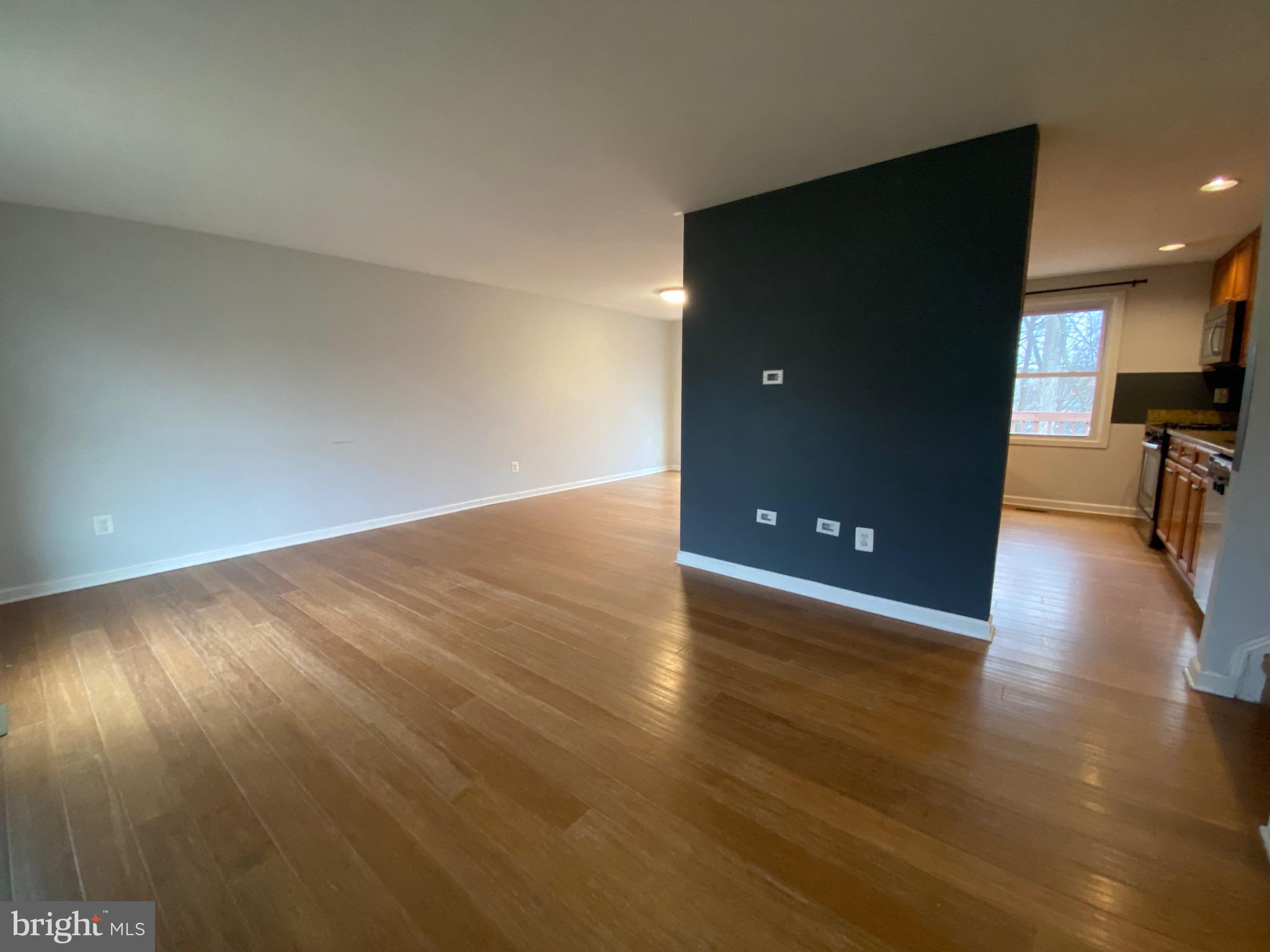 7621 Fallswood Way Lorton, VA 22079 - Photo 7 of 24