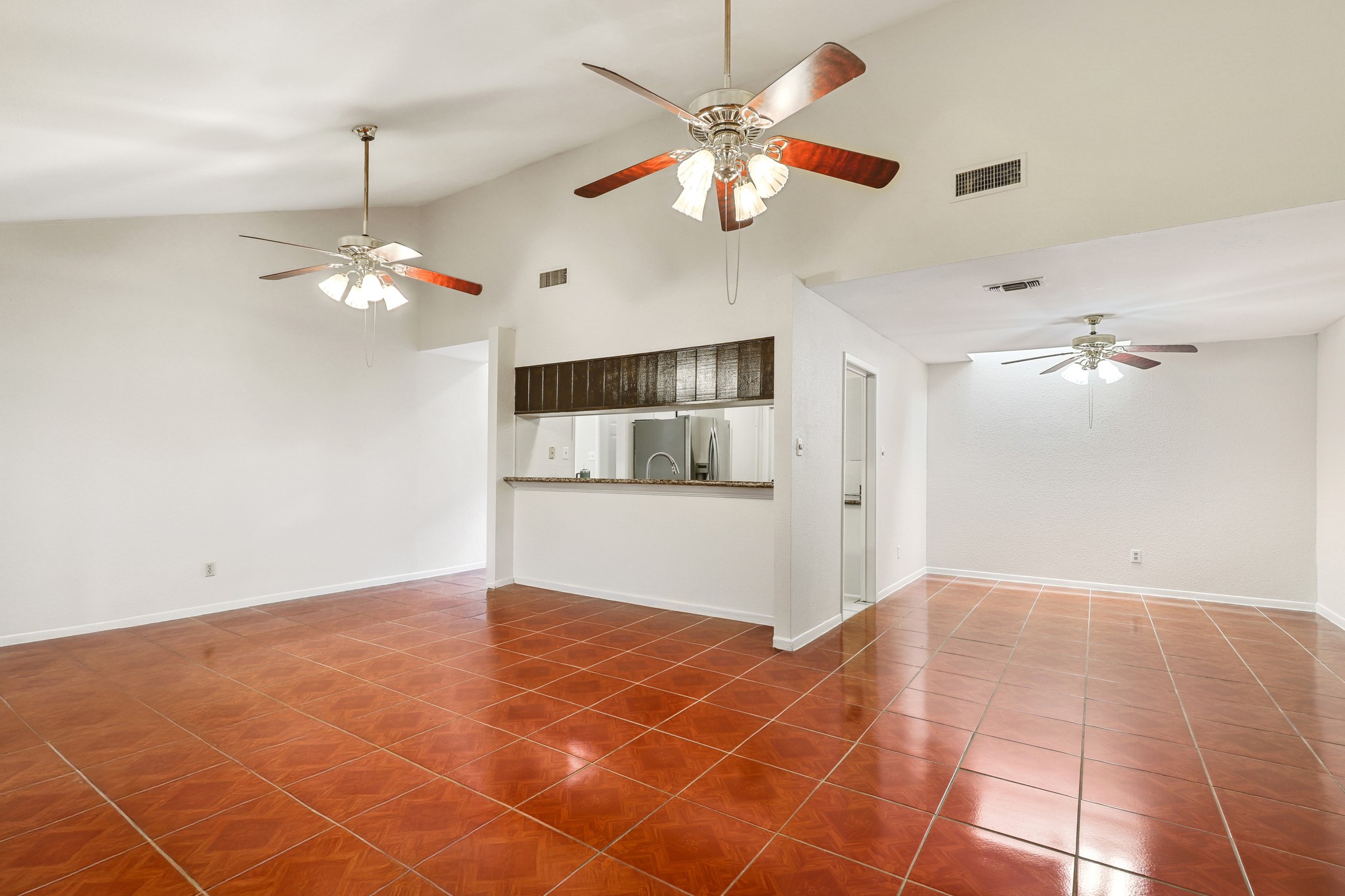 4103 Bugle Road Houston, TX 77072 - Photo 6 of 28