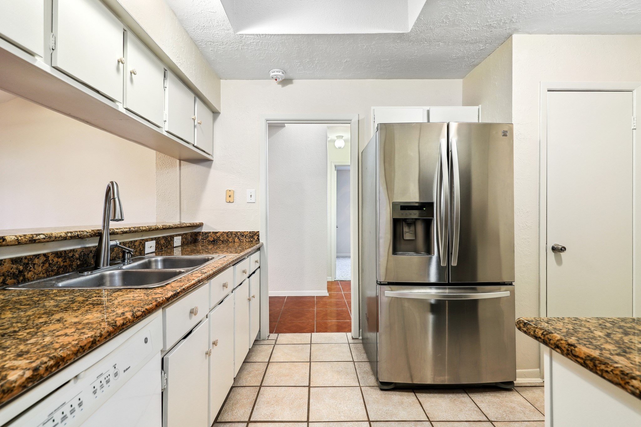 4103 Bugle Road Houston, TX 77072 - Photo 8 of 28