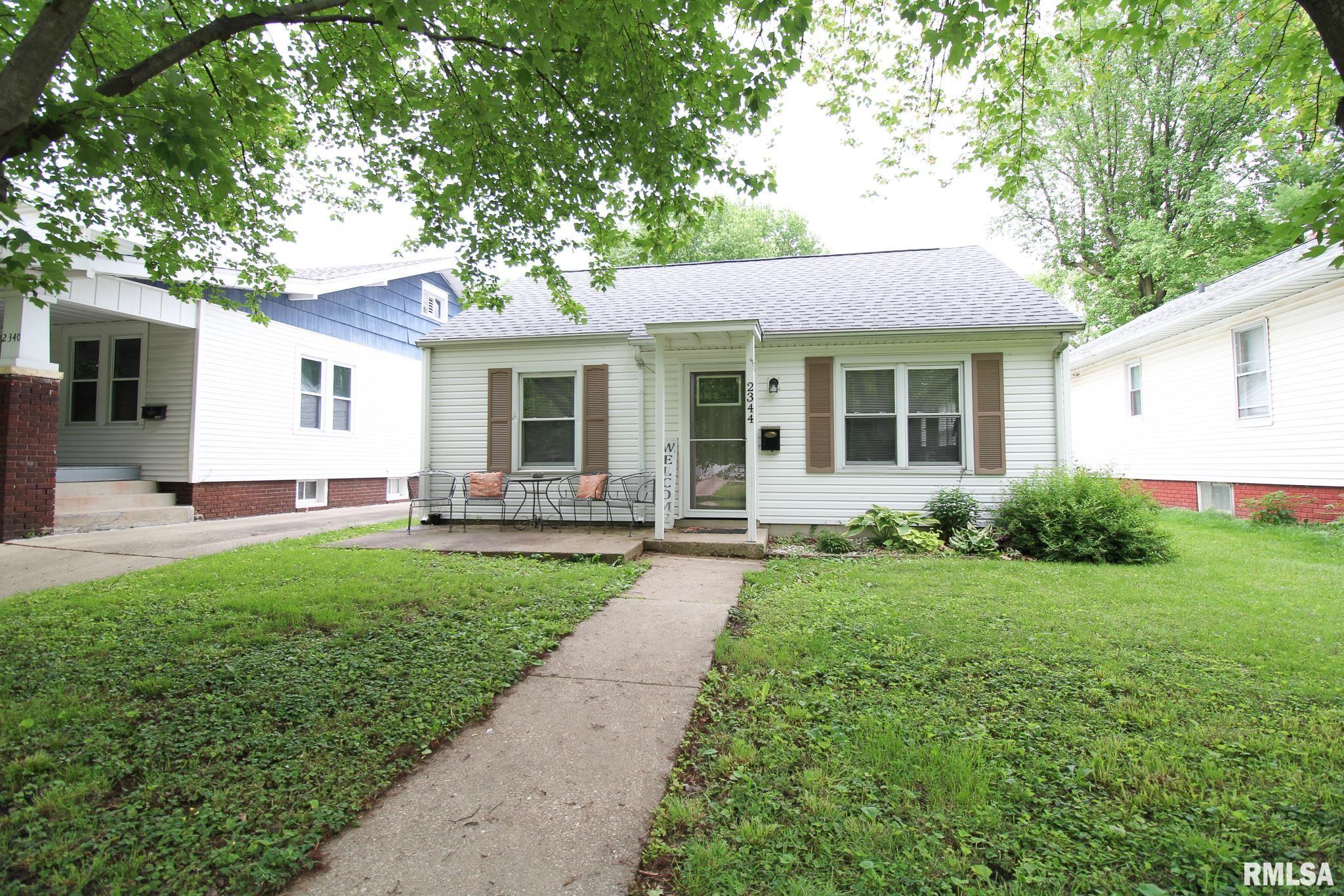 2344 Yale Boulevard Springfield, IL 62703 - Photo 1 of 13
