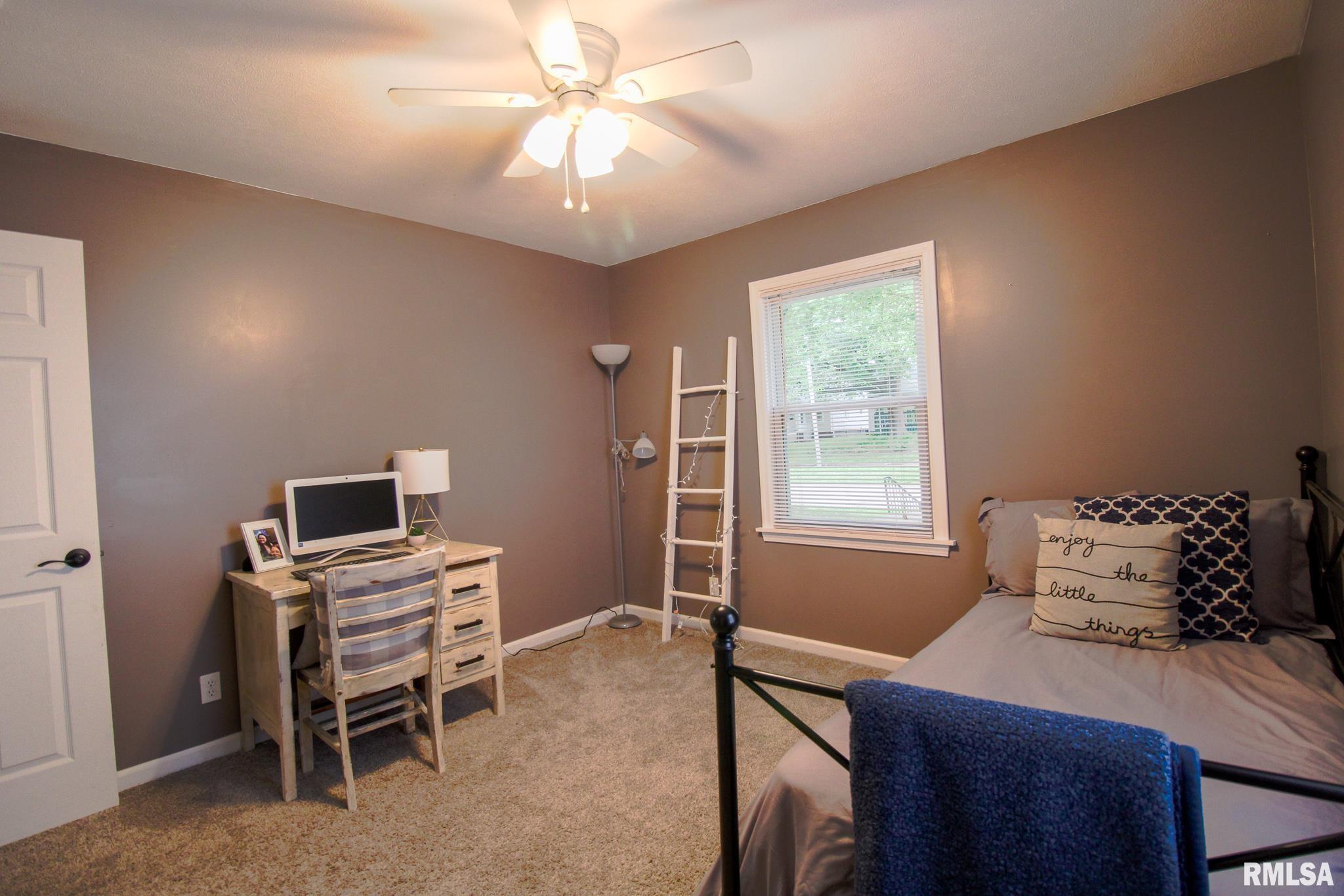 2344 Yale Boulevard Springfield, IL 62703 - Photo 11 of 13