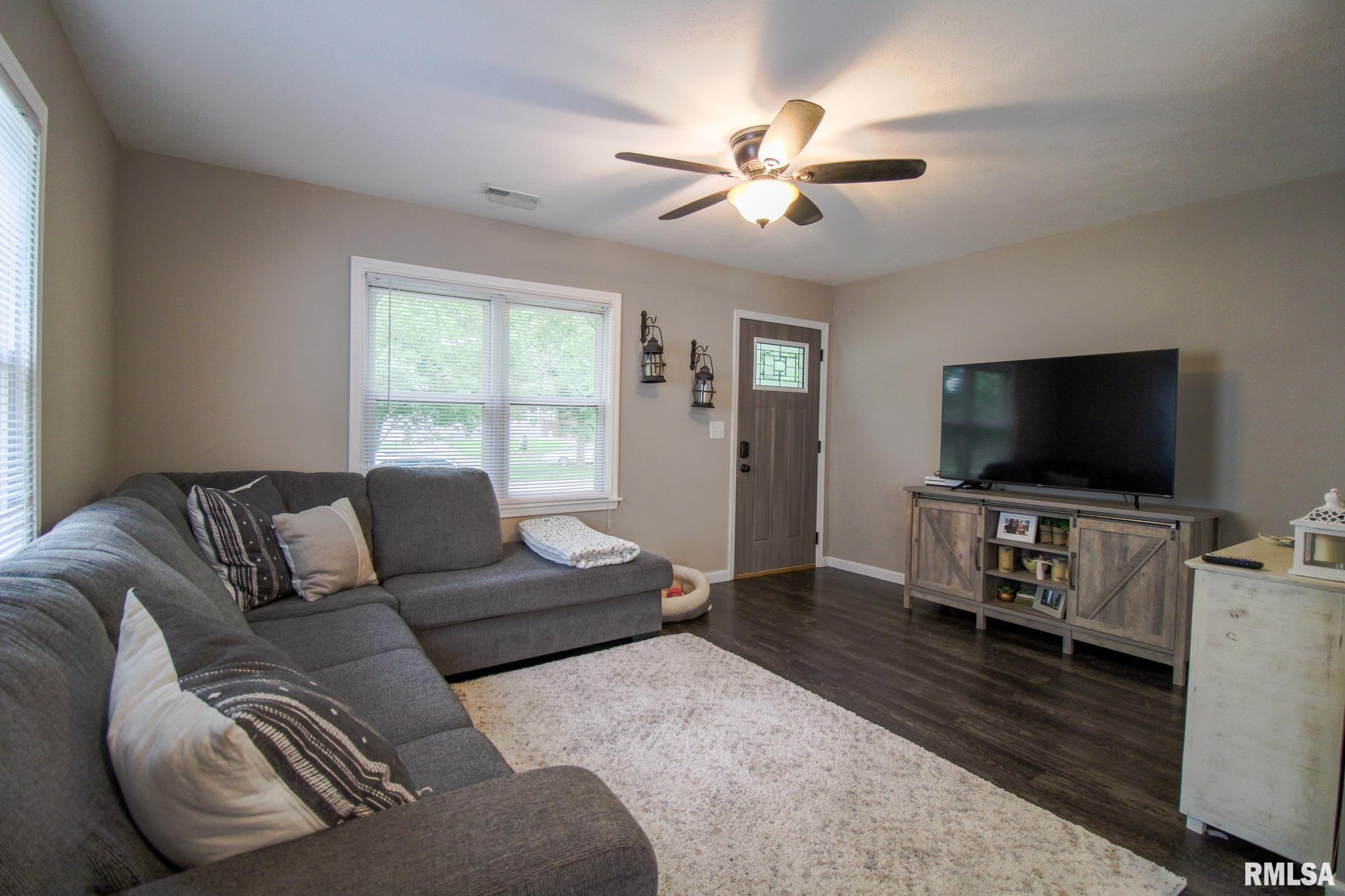 2344 Yale Boulevard Springfield, IL 62703 - Photo 6 of 13