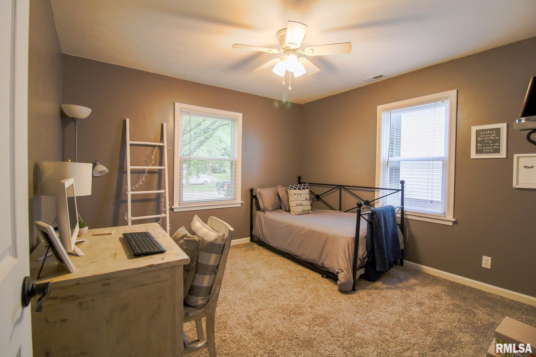 2344 Yale Boulevard Springfield, IL 62703 - Photo 10 of 13