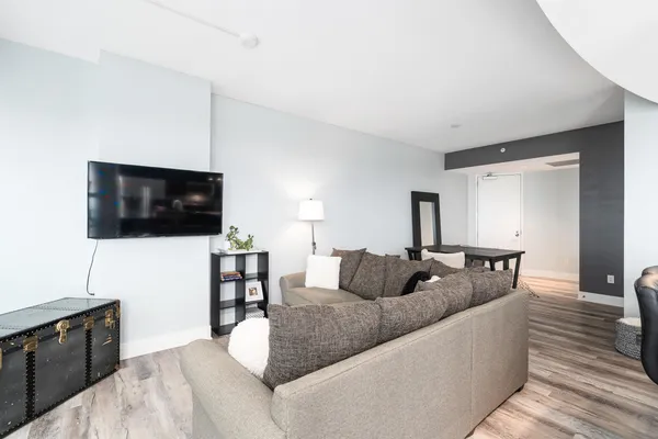 $2,650 | 335 Bridge Street Northwest, Unit 1705, Grand Rapids, MI 49504