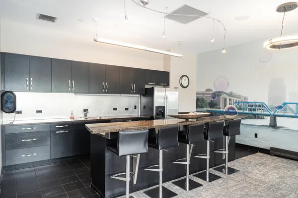 $2,650 | 335 Bridge Street Northwest, Unit 1705, Grand Rapids, MI 49504