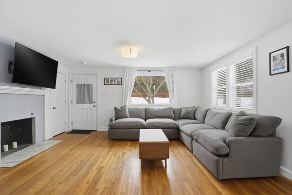 $684,900 | 2 Hemenway Road, Framingham, MA 01701