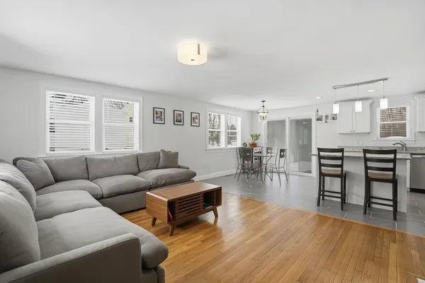 $684,900 | 2 Hemenway Road, Framingham, MA 01701