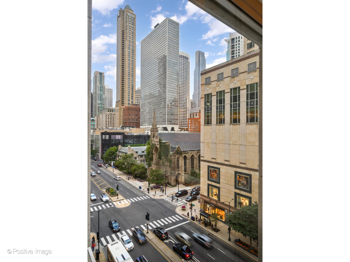 159 East Walton Place, Unit 7G Chicago, IL 60611 - Photo 32 of 37 a view of a balcony with couches