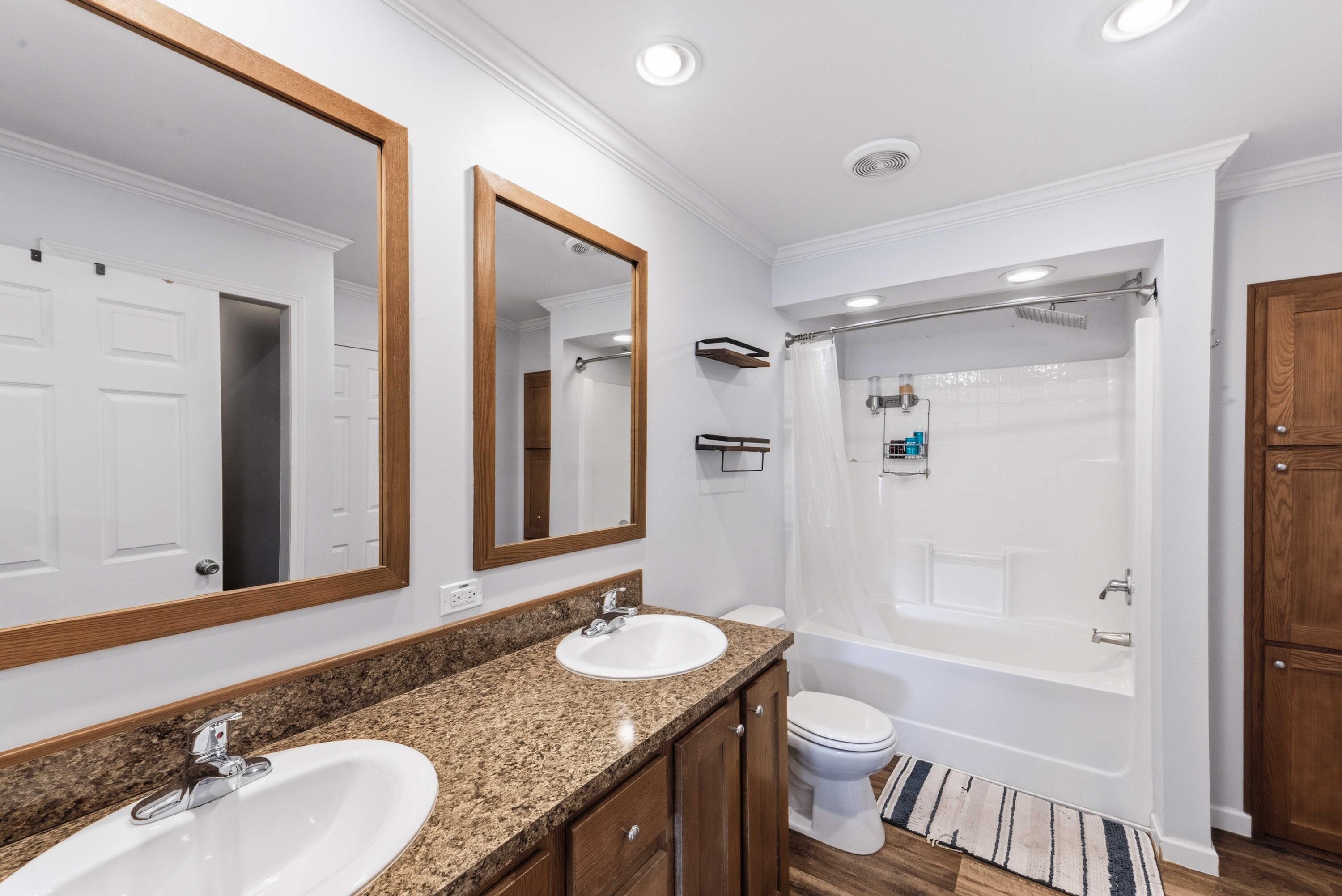 1156 State Rd S-8-376 Moncks Corner, SC 29461 - Photo 25 of 59 1156 Old Cherry Hill Rd Interiors LR-14
