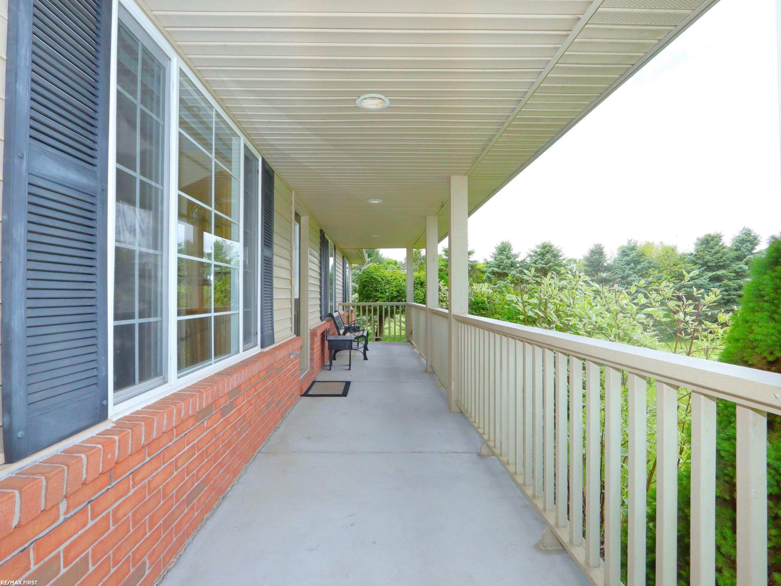 17300 Armada Center Road Armada, MI 48005 - Photo 4 of 31