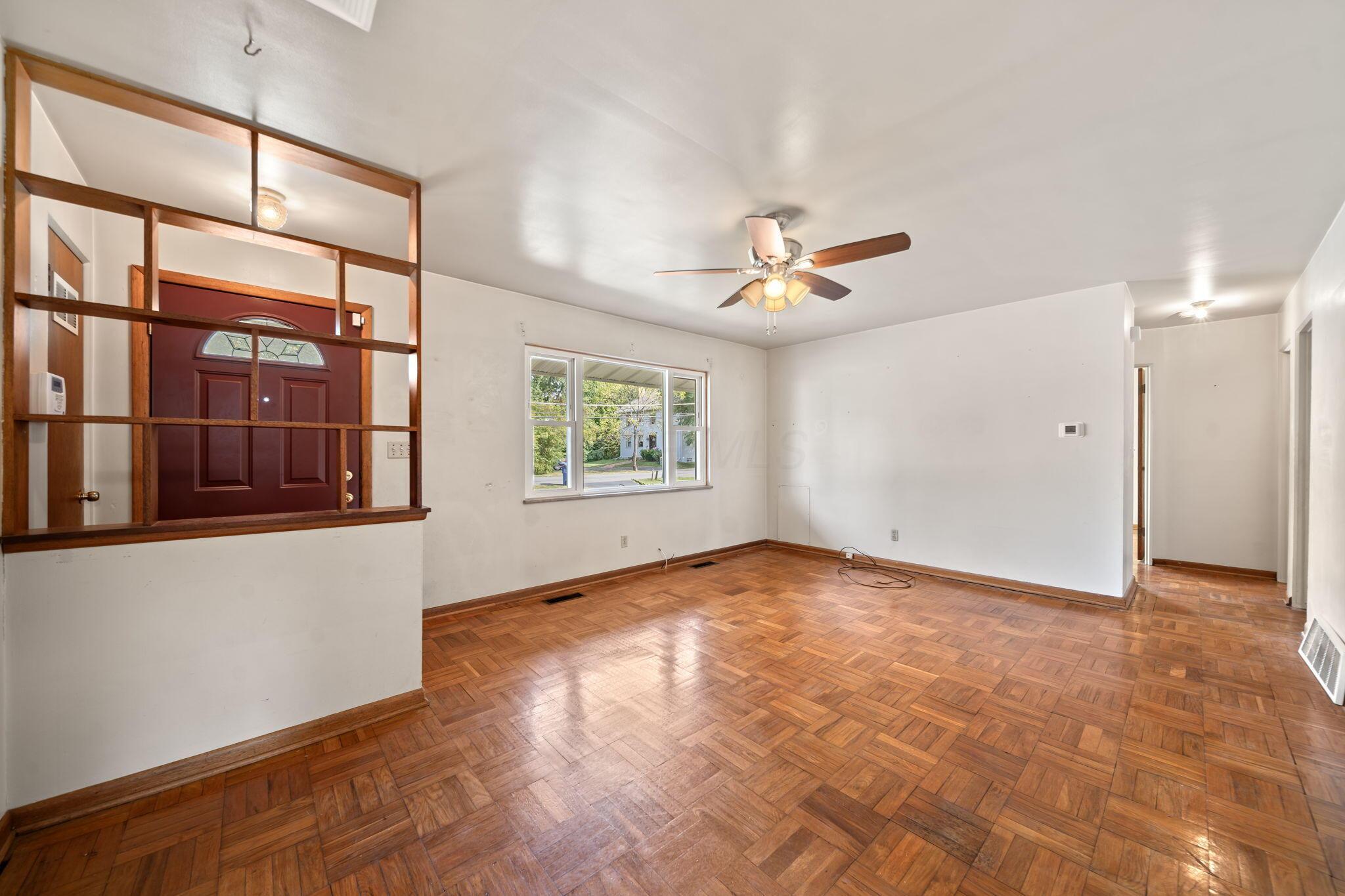 2835 Schwartz Road Columbus, OH 43232 - Photo 3 of 41 16-web-or-mls-DSC00784