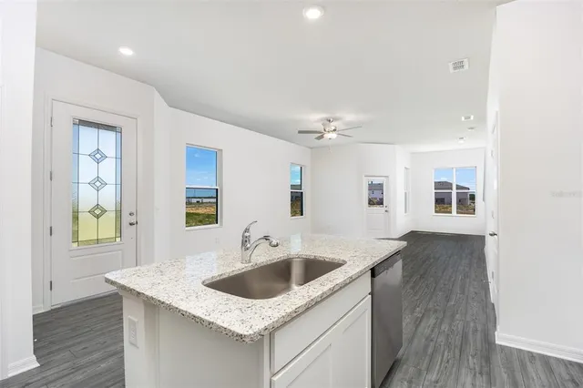 $247,900 | 714 Poppy Lane, Dundee, FL 33838