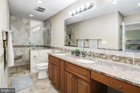 $795,000 | 302 Bostwick Lane, Gaithersburg, MD 20878