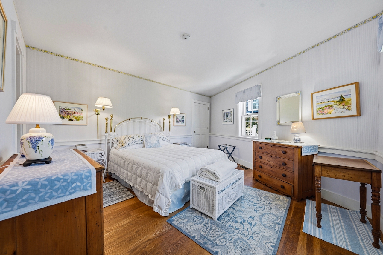 118 South Water Street Edgartown, MA 02539 - Photo 17 of 27