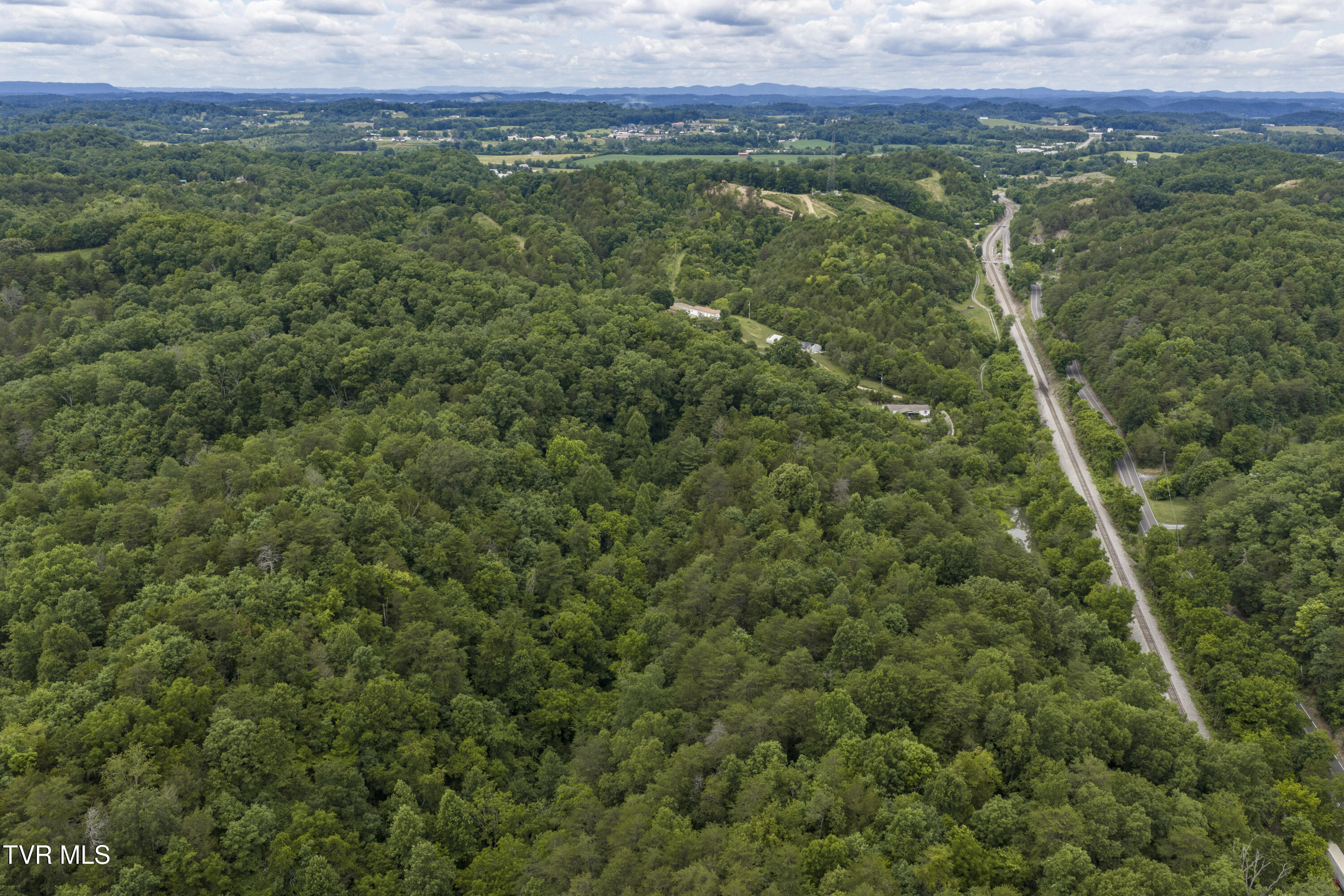 700 Piney Flats Road Piney Flats, TN 37686 - Photo 40 of 44 700-758PineyFlats-Aerials-18