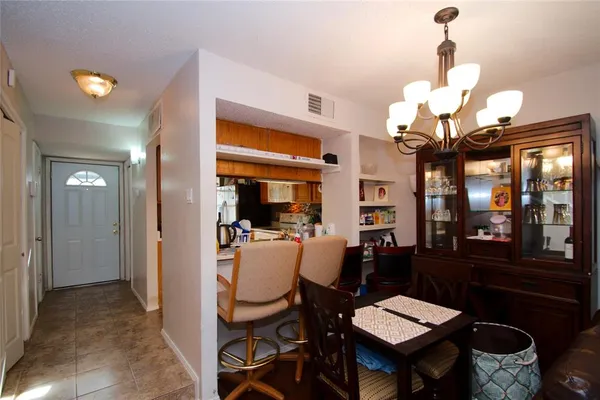 $169,999 | 2121 Park Willow Lane, Unit C, Arlington, TX 76011