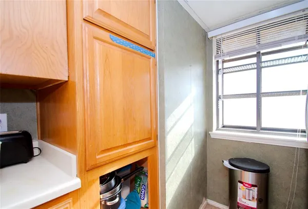 $169,999 | 2121 Park Willow Lane, Unit C, Arlington, TX 76011