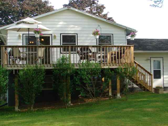 1932 Bedford Road Freeport, IL 61032 - Photo 9 of 9 Gallery Image 9