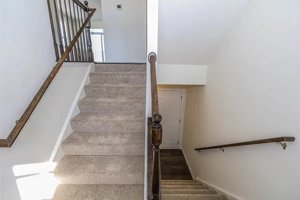 $2,895 | 2949 Madison Drive, Naperville, IL 60564