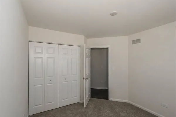 $2,895 | 2949 Madison Drive, Naperville, IL 60564