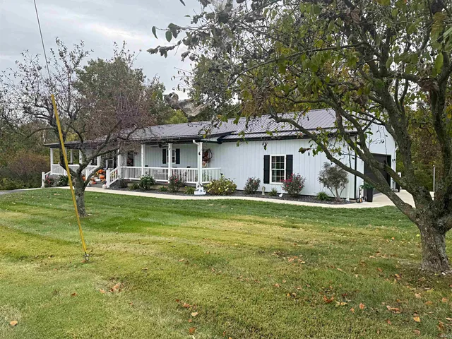 $435,000 | 4825 North 1200th Street East, Loogootee, IN 47553