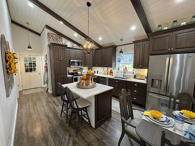 $435,000 | 4825 North 1200th Street East, Loogootee, IN 47553